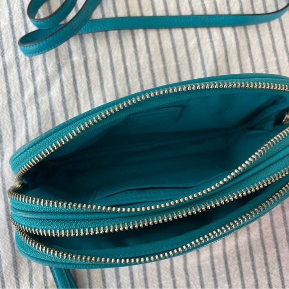Coach Double Zip Crossbody Clutch Blue - Picture 4 of 5